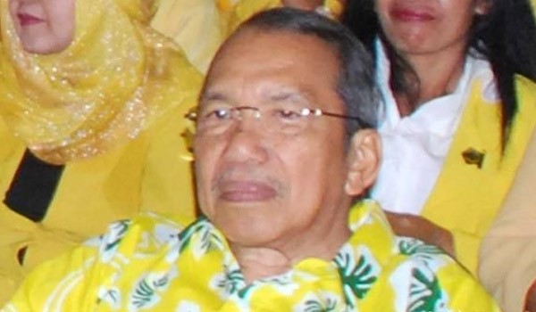 <b>Zoeman Manap</b> Ketua DPD Golkar Provinsi Jambi