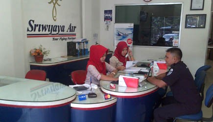 CS Sriwijaya Air Jambi siap melayani pelanggan
