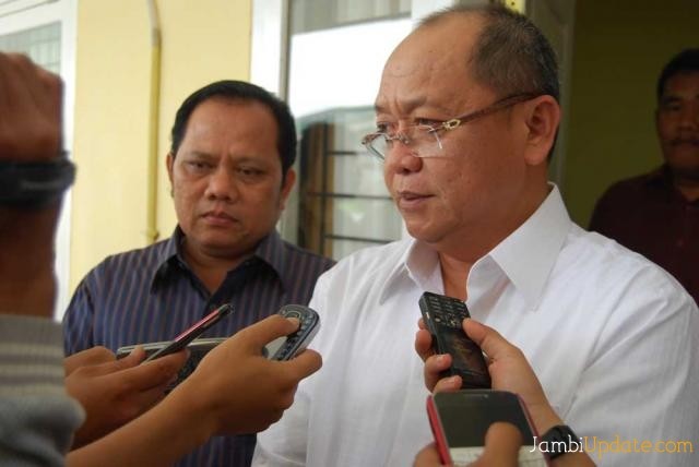 Bupati Sarolangun Cek Endra 