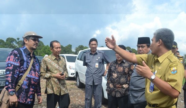 Pimpinan KPK RI saat berkunjung ke pelabuhan Talang Duku beberapa waktu lalu. F/DOK/JE