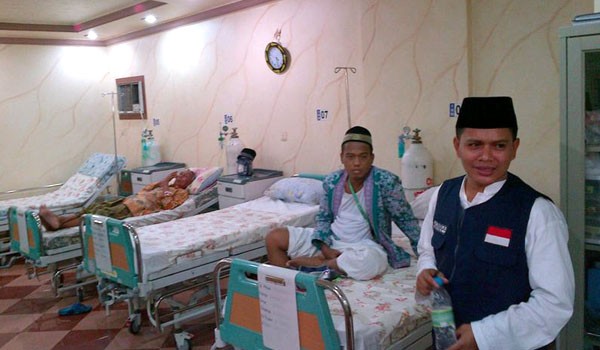 Salah seorang JCH Indonesia saat dirawat di Sektor Makkah belum lama ini. Salah serang JCH Jambi juga sempat dirawat di Sektor karena dihidrasi