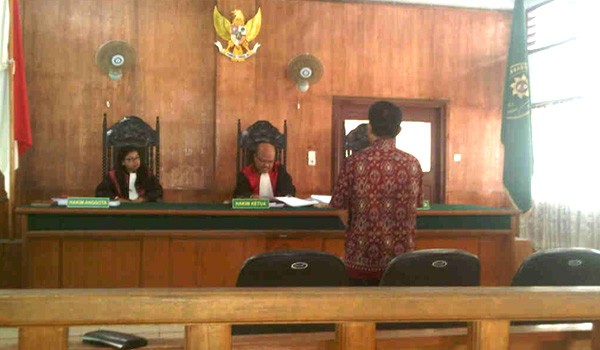 Pramudian Sitio, Divonis hukuman pidana satu tahun penjara pada sidang lanjutan di Pengadilan Tindak Pidana Korupsi (Tipikor) Jambi, Senin 22/9