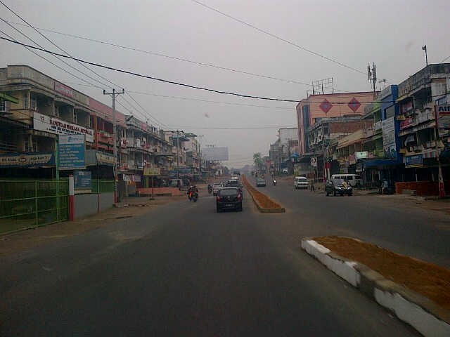 Kabut masih menyelimuti Kota Jambi Minggu (5/10)