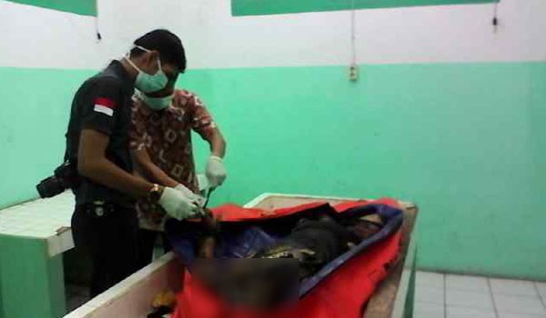 Mayat Ucok saat berada di RS Raden Mataher Jambi