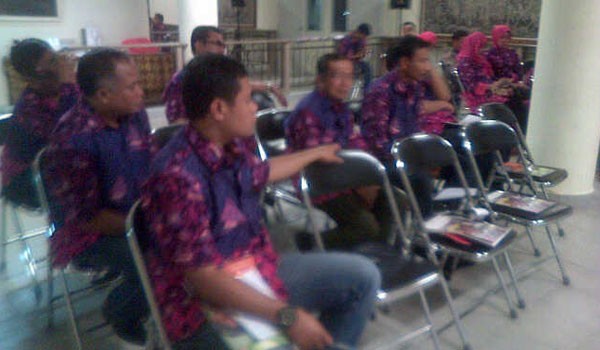 <b>Foto:</b> 14 Guru favorit Jambi ekspres yang study banding ke 3 Negara