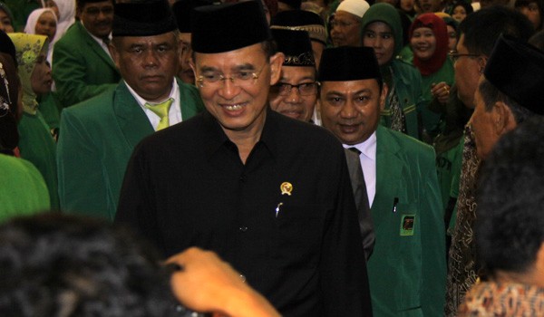 SDA didamping Evi Suherman dalam sebuah acara beberapa waktu lalu.