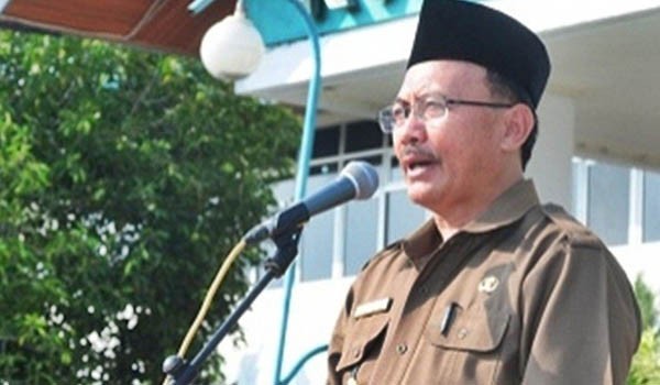 Bupati Batanghari Sinwan 