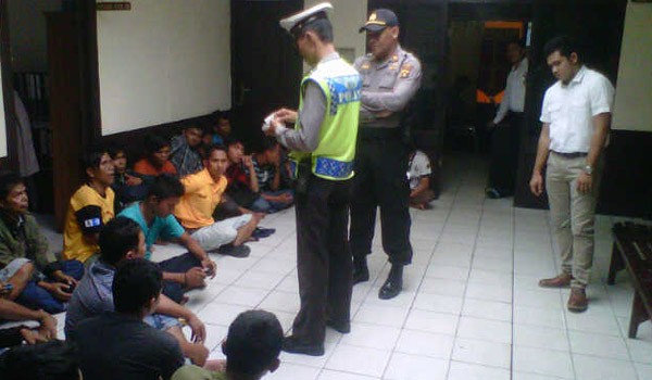 Puluhan preman yang terjaring razia diterminal rawasari