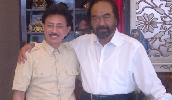 Ketum NasDem Surya Paloh bersama Zulkifli Nurdin saat pertemuan tadi siang (20/11) di Jakarta