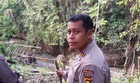 Kapolres Merangin AKBP Munggaran saat mengecek lokasi PETI lubang jarum beberapa waktu lalu