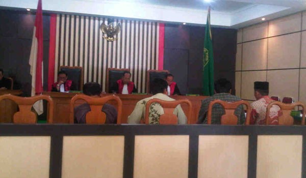 Sidang lanjutan lima mantan anggota DPRD Kabupaten Kerinci tahun 2008, dengan agenda pembacaan nota pembelaan (pledoi).