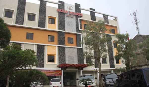Hotel Nusa Wijaya berdiri megah di tengah Kota Jambi            