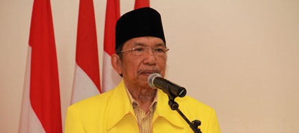 Ketua DPD I Golkar Provinsi Jambi Zoerman Manap