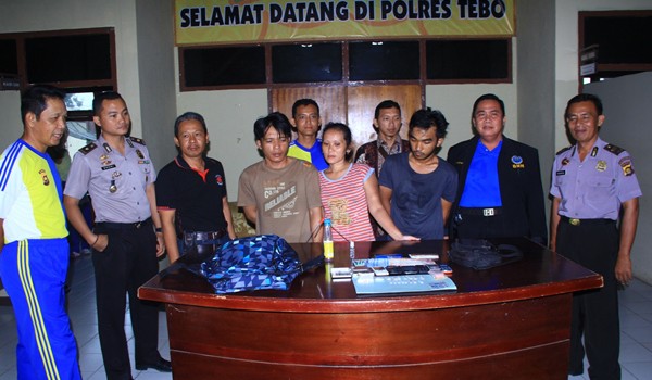 Tiga pengedar narkoba yang diringkus kepolisian Tebo