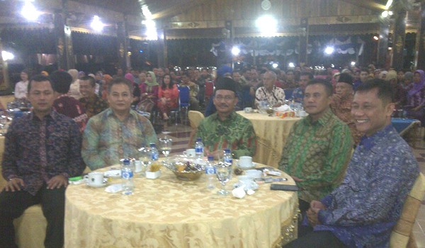 Pemkab Batanghari saat menggelar acara pengantar tugas Zulbahri bahtiar (Kajari Muarabulian lama)