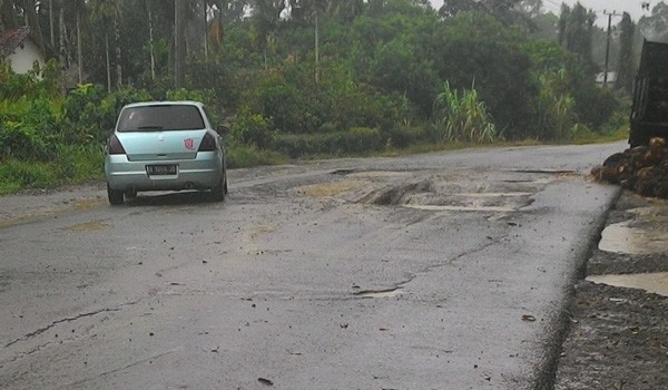 Salah satu jalan di tanjabtim