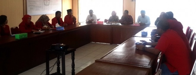 DPD PDIP Provinsi Jambi menggelar pertemuan dengan KPU Provinsi Jambi baru-baru ini. Pekan ini, PDIP akan menentukan arah dukungan di Pilgub