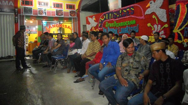 Rumah Makan Pondok Langkisau yang beralamat di Jalan M Yamin, Lebak Bandung, Kota Jambi resmi beroperasi