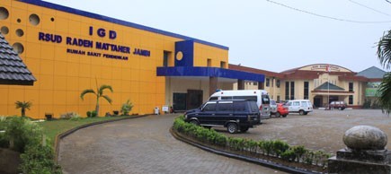 RSUD Raden Mattaher salah satu dari lima rumah sakit umum Provinsi Jambi yang disiapkan untuk akreditasi versi 2012
