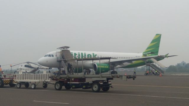 Pesawat City Link saat landing di Bandara STS Jambi