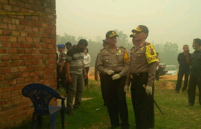 Kapolda Jambi, Brigjen Pol Lutfi Lubihanto, turun ke lokasi penangkapan barang bukti narcotics.