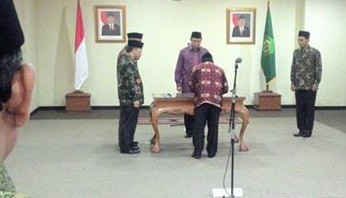 Hadri Hasan dilantik sebagai rektor IAIN STS Jambi