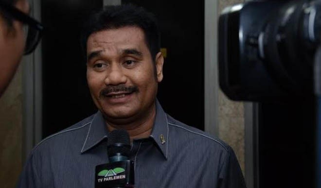 Anggota DPR RI Dapil Jambi  Sutan Adil Hendra.