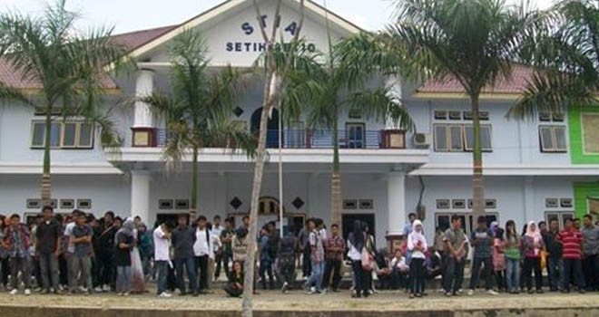 Sekolah Tinggi Ilmu Adminitrasi Setih Setio Bungo.