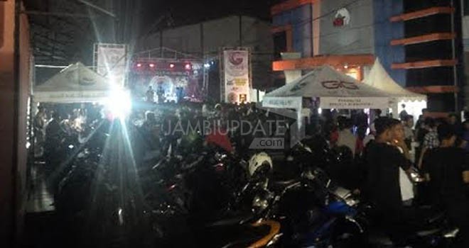 Jambi Ekspres Televisi (JekTV) gelar konser musik bertajuk back to green moment.