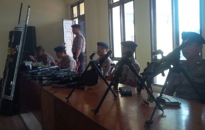 Pameran senjata dalam rangka HUT Brimob ke 70 di Mako Brimob Jambi