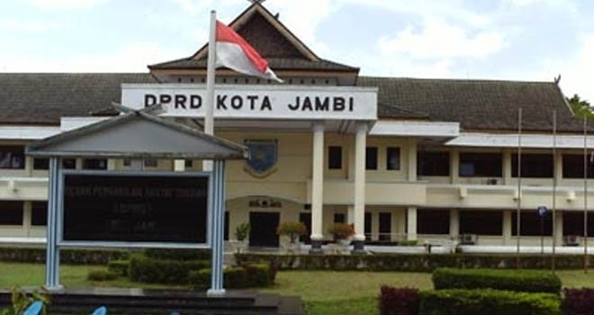 Gedung DPRD Kota Jambi.