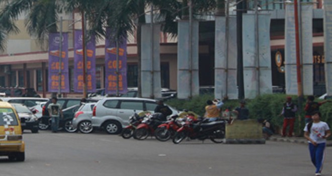 Pangkalan ojek di Jalan Sultan Taha tepatnya di depan WTC Pasar Jambi.