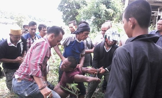 Supriadi (38) pelaku pencurian kendaraan bermotor yang ditangkap warga di Danau Sipin