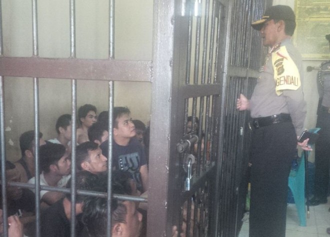 Tahanan di Mapolda Jambi menyalurkan hak pilih Rabu (9/12)