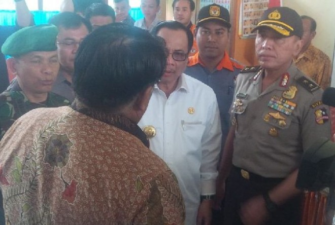 Kepala Divisi Hukum Polri, Irjen Pol M Iriawan memantau Pilkada di Jambi Rabu (9/12)