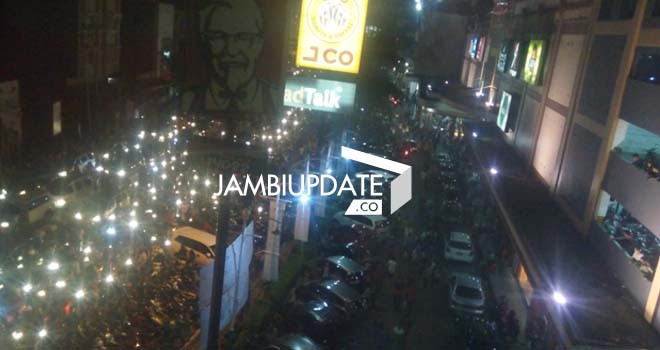 Pusat Kota Jambi paska malam pergantian tahun semalam (1/1). F/RIDWAN/JU