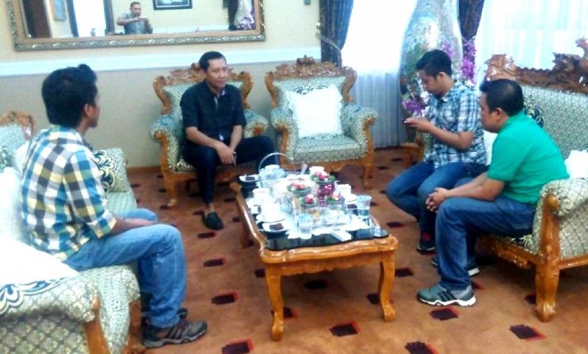 Wawancara jambiupdate.co, dengan Kapolda Jambi, Brigjen Pol Lutfi Lubihanto di rumah dinasnya, Sabtu (2/1).