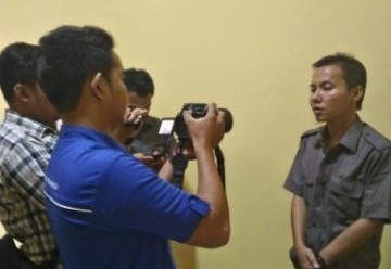 Ketua KPU Batanghari M Zamani beri keterangan pers terkait gugatan pasangan Sinar di MK Senin (4/1) 