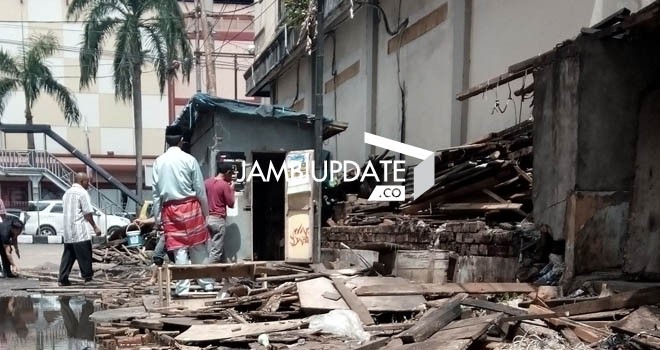 Lapak PKL di Pasar Jambi