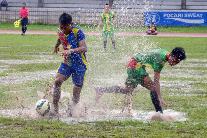 Pertandingan Batanghari melawan Tanjabtim berakhir tanpa gol tadi sore (14/1)