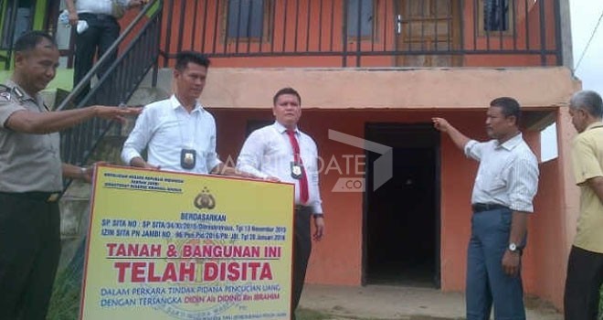 Rumah milik Diding yang disita polisi.