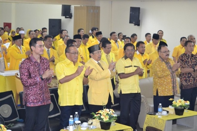 Musda DPD I Golkar beberapa waktu lalu. DPD II Golkar Sarolangun direncanakan Senin besok (14/3) akan membuka pendaftaran kandidat Cabup