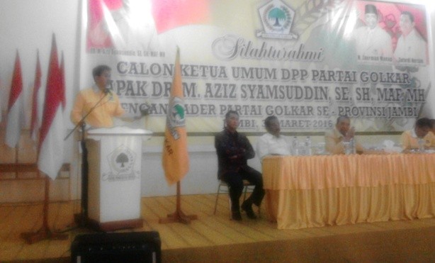 Aziz Syamsudin