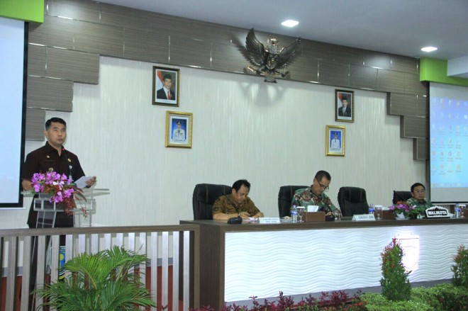 Walikota Jambi, Sy Fasha, saat memberi sambutan pada acara Rakor Analisis Jabatan Tingkat Provinsi Jambi, Kamis (28/4).