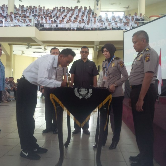 Penandatanganan pakta integritas di Unja Senin (2/5)