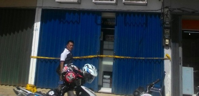  Bank Mandiri KCP Muarasabak dipolice line usai dibobol maling