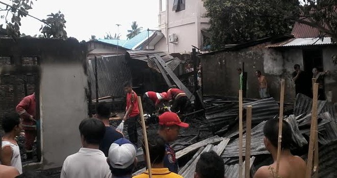 kebakaran di Jalan Empu Gandring Kelurahan Solok Sipin RT 16 Kecamatan Telanaipura
