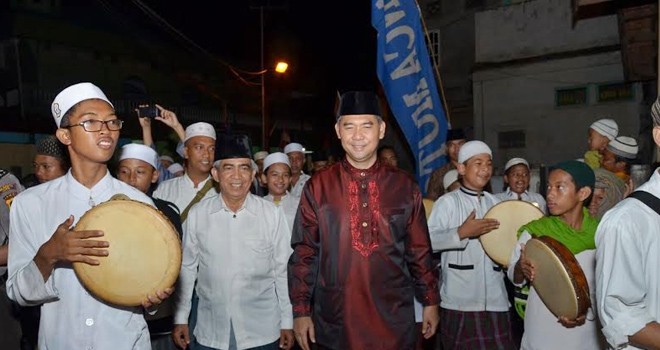 Wali Kota Jambi H. Syarif Fasha, Rabu malam (1/6) menghadiri dzikir dan tusiyah bersama masyarakat kelurahan Payo Selincah