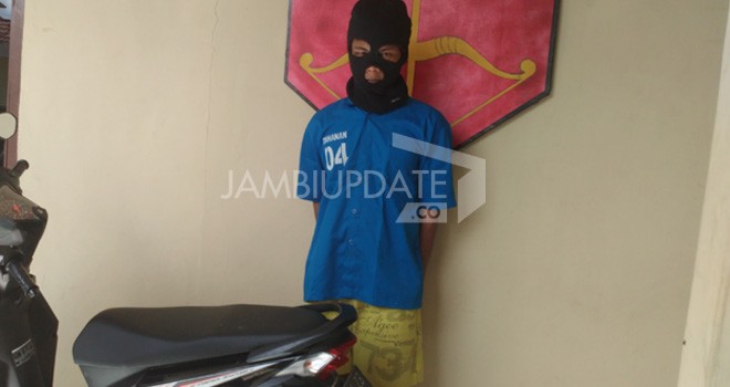 Rano Karno (28) yang diamankan Kapolsek Kotabaru.