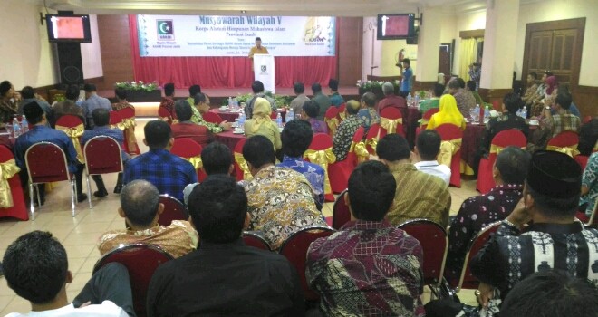 Sambutan Cek Endra.